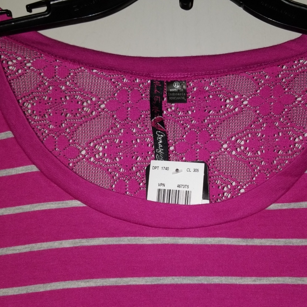 Shirt - Picture 3 of 5